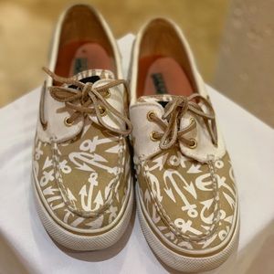 Anchor Sperry's size 7